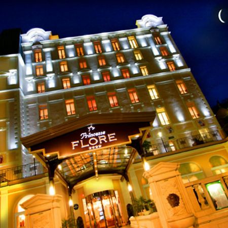 Hotel Princesse Flore Royat Bagian luar foto