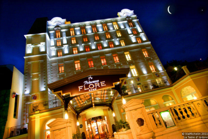 Hotel Princesse Flore Royat Bagian luar foto